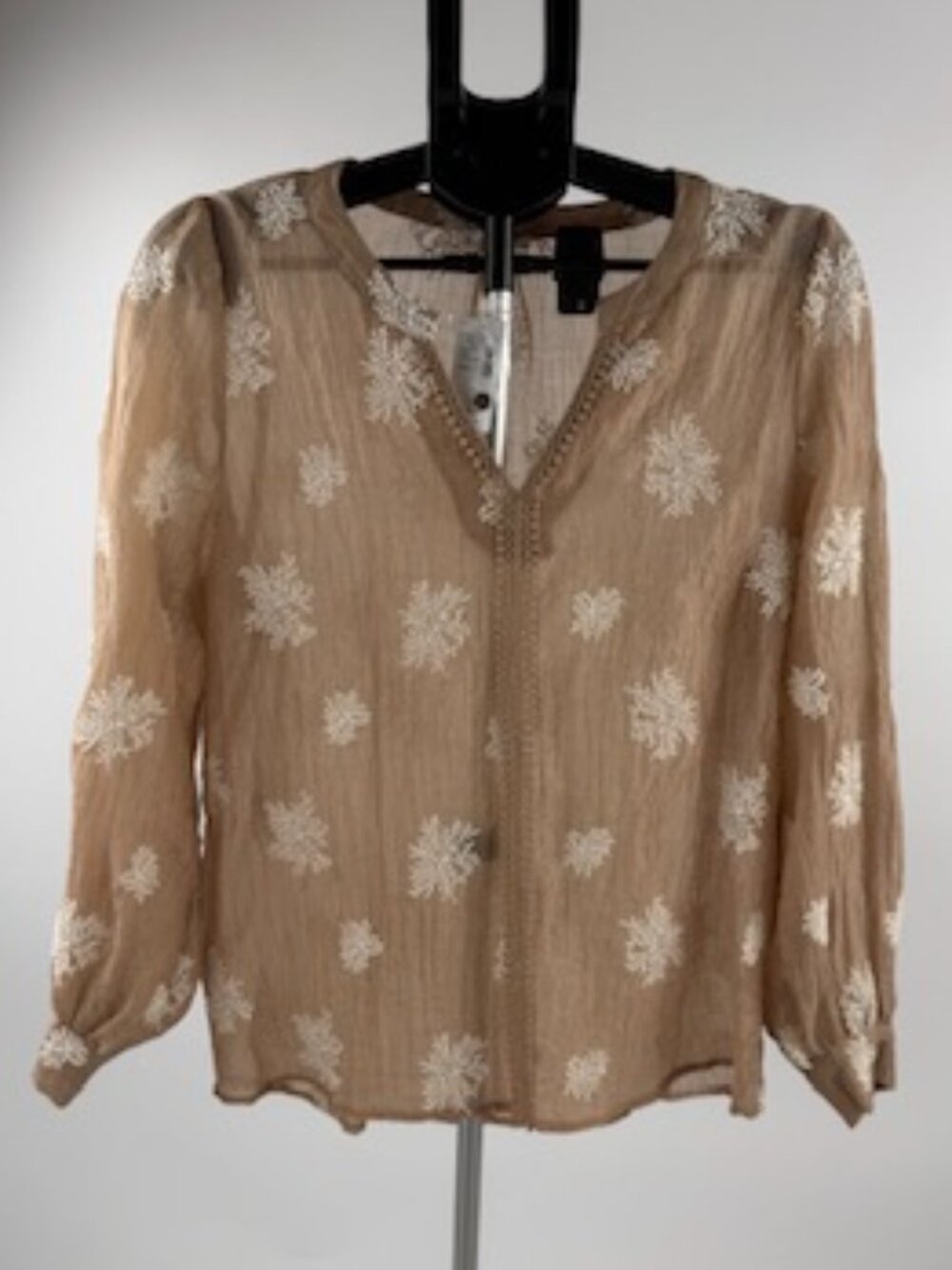 Maurices NWT Embroidered Boho Peasant Blouse Small Beige